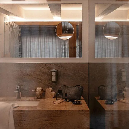 Cristallo Sport & Wellness Hotel Levico Terme Room photo
